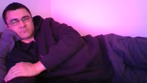 Snapshot of crush380 chatting on January 9, 2:01 am Crush380 online show from January 9, 2:01 am