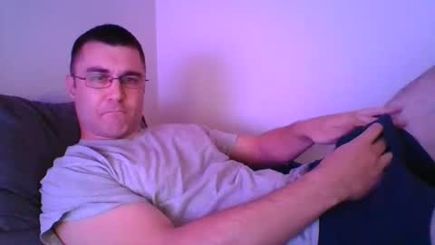 Snapshot of crush380 chatting on February 4, 10:55 pm Crush380 online show from February 4, 10:55 pm