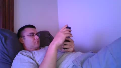 Snapshot of crush380 chatting on February 5, 1:58 am Crush380 online show from February 5, 1:58 am