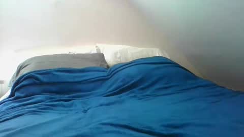 Snapshot of crush380 chatting on December 18, 5:41 pm Crush380 online show from December 18, 5:41 pm