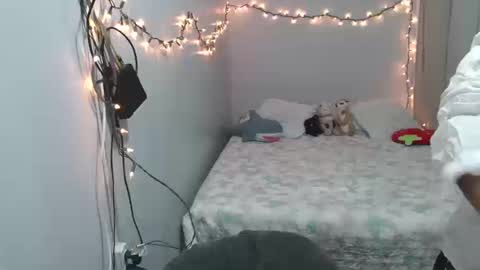 CRYSTAL 1991 online show from September 13, 4:01 am