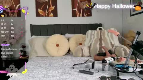 Snapshot of crystal_ray_777 chatting on November 2, 7:49 pm CRYSTAL online show from November 2, 7:49 pm