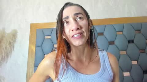 crystal_sm online show from October 1, 3:01 am