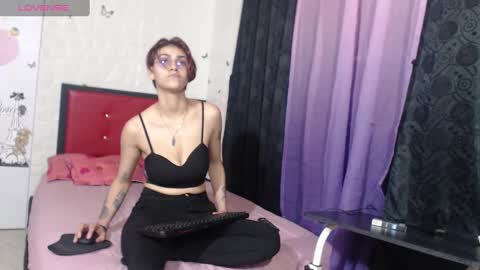 Crystal Blaze online show from January 11, 8:54 pm