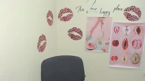 Stella online show from January 13, 6:05 pm