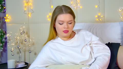 Crystal online show from December 22, 3:33 pm