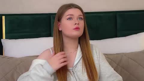 Crystal online show from November 10, 6:29 pm