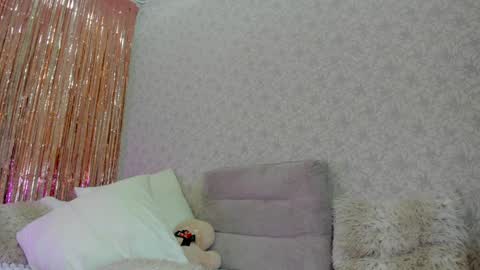 Maria online show from December 6, 7:21 am