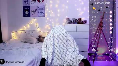 Sasha    Make me moan with patterns   good music here  online show from February 25, 4:14 am