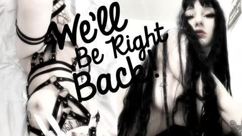 Sasha    Make me moan with patterns   good music here  online show from October 17, 2:19 pm