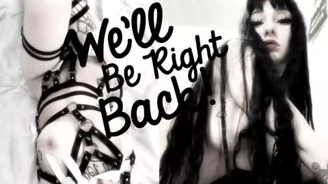 Sasha    Make me moan with patterns   good music here  online show from December 2, 2:39 am