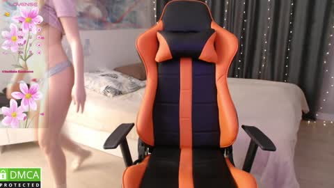 Lia online show from February 5, 12:10 am