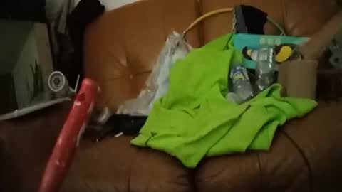 Snapshot of crystelweed chatting on October 27, 8:07 am crystelweed online show from October 27, 8:07 am