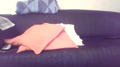 csikar1 online show from November 17, 7:30 pm