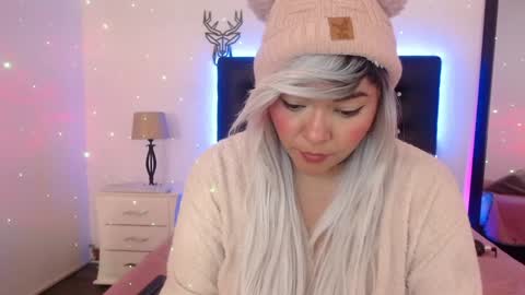 cuckoldlover69_ online show from December 13, 8:30 am