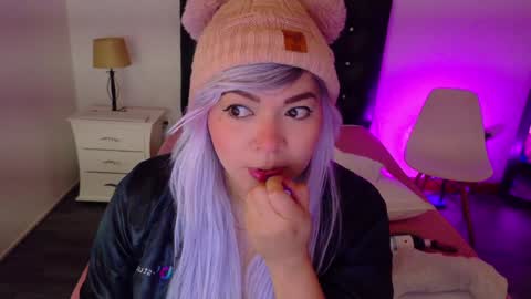 cuckoldlover69_ online show from January 5, 1:26 pm