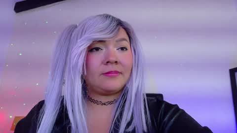 cuckoldlover69_ online show from January 14, 9:35 am