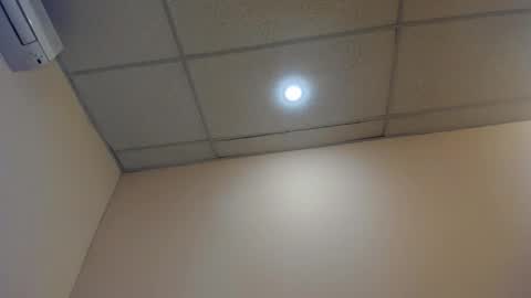 Snapshot of cuckqueenxxl chatting on January 9, 5:33 pm HELEN online show from January 9, 5:33 pm