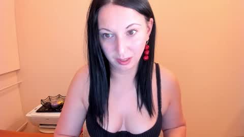 Snapshot of cuckqueenxxl chatting on February 16, 3:38 pm HELEN online show from February 16, 3:38 pm