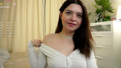 Ellie online show from September 12, 4:40 pm