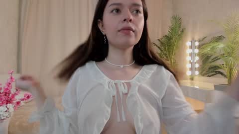 Ellie online show from September 27, 3:06 pm