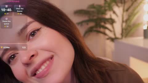 Ellie online show from October 29, 6:20 pm