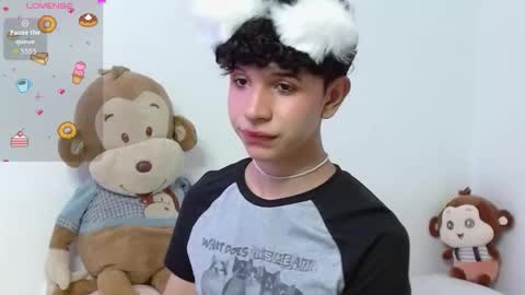 Cuddly online show from October 20, 4:24 am