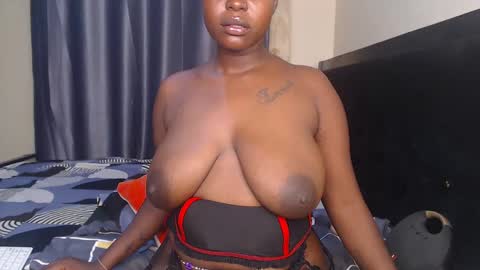 cum_central online show from February 14, 7:23 pm