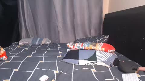 cum_central online show from February 20, 5:18 pm