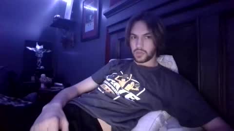 Snapshot of cumcountryboy chatting on December 16, 5:34 am cumcountryboy online show from December 16, 5:34 am