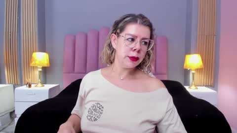 Cumming Loving online show from January 16, 11:37 pm