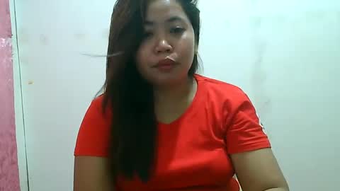 Snapshot of curious_girl247 chatting on January 3, 8:32 am curious_girl247 online show from January 3, 8:32 am