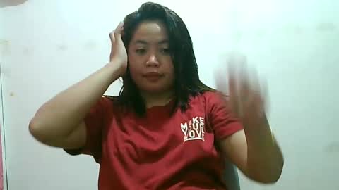 Snapshot of curious_girl247 chatting on January 9, 3:04 am curious_girl247 online show from January 9, 3:04 am