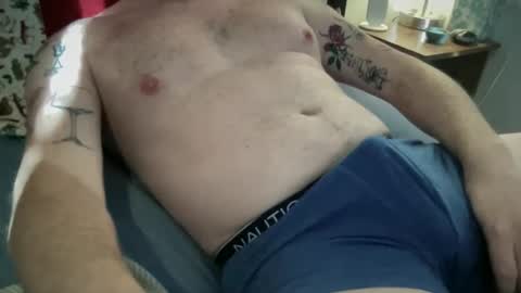 Snapshot of curiousmax18 chatting on December 15, 6:45 pm Maxx online show from December 15, 6:45 pm