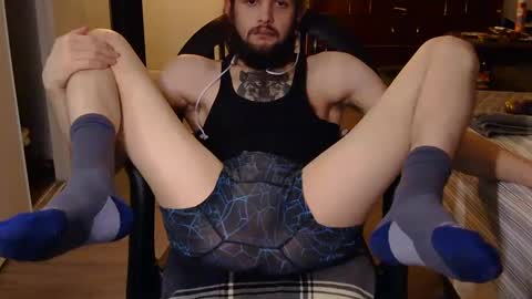 curiouss25 online show from March 7, 4:00 pm