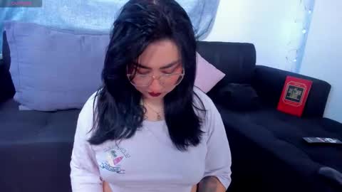 A online show from November 4, 11:26 pm