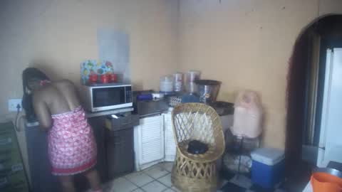 curvypear76x online show from October 1, 6:08 am