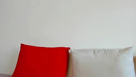 Snapshot of cute_angel95 chatting on March 3, 1:31 pm cute_angel95 online show from March 3, 1:31 pm