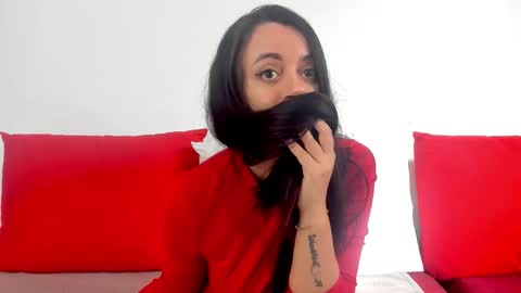 Snapshot of cute_angel95 chatting on October 23, 8:24 am cute_angel95 online show from October 23, 8:24 am