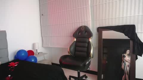 cute_angel_1 online show from February 15, 5:41 am