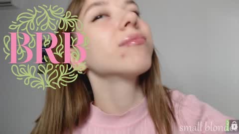 Snapshot of cute_beauty chatting on December 23, 8:57 pm Amanda online show from December 23, 8:57 pm