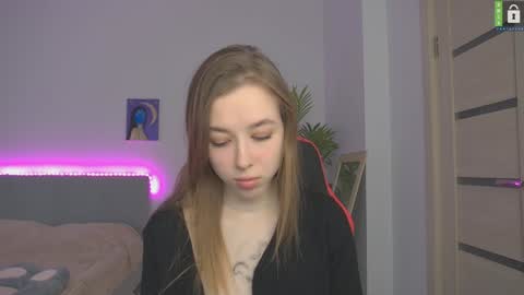 Snapshot of cute_beauty chatting on January 7, 6:48 am Amanda online show from January 7, 6:48 am