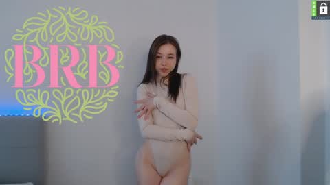 Snapshot of cute_beauty chatting on January 30, 12:18 am Amanda online show from January 30, 12:18 am