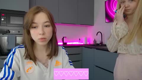 Snapshot of cute_beauty chatting on October 20, 1:33 pm Amanda online show from October 20, 1:33 pm