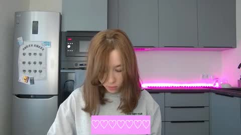 Snapshot of cute_beauty chatting on October 21, 9:10 am Amanda online show from October 21, 9:10 am