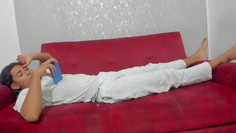 ARTURO-18  MATIAS-18  NIKOLAY-19  HADES-18  GABO-19 online show from September 30, 7:52 pm