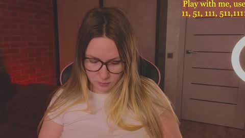 Everyday stream in the same time online show from February 1, 10:48 am