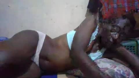 Snapshot of cute_divah4 chatting on November 12, 11:25 pm cute_divah4 online show from November 12, 11:25 pm