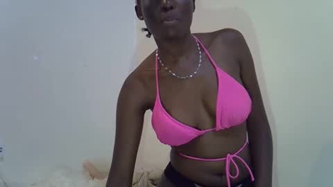 cute_emmy1 online show from October 10, 12:31 am