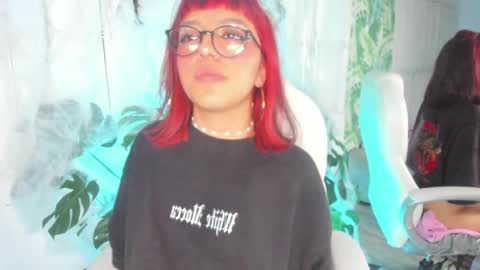 Sofa  online show from October 10, 9:03 pm